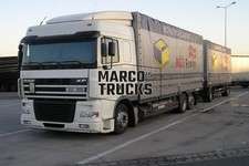 Truck photo DAF XF Tarpaulin