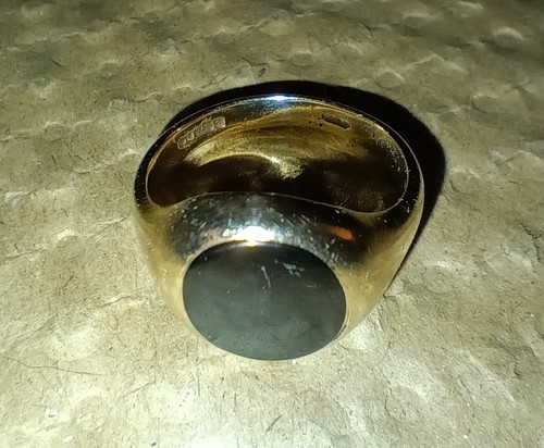 9ct gold onyx signet ring