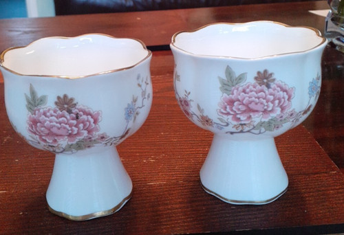 Pair vtg royal doulton fine - royal,