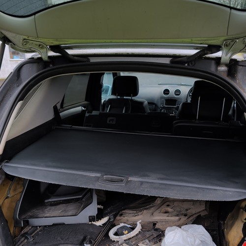 Mercedes parcel shelf load - ml,
