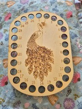 Wooden thread holder