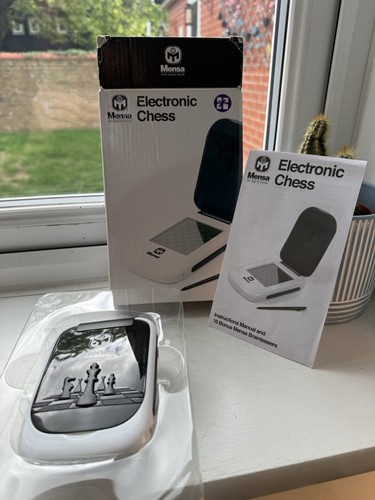 Mensa portable chess game - portable,