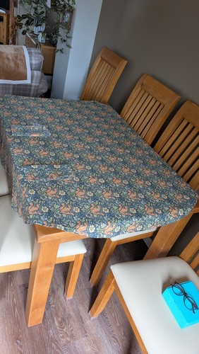 William morris compton round - william,
