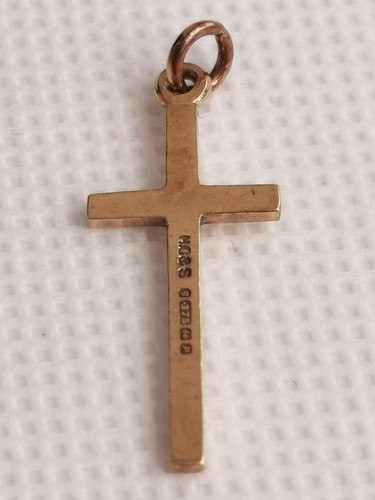 9ct gold cross pendant - 9ct,