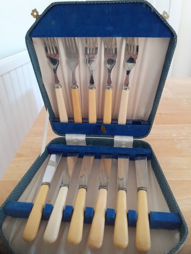 Set vintage knifes - 11, and