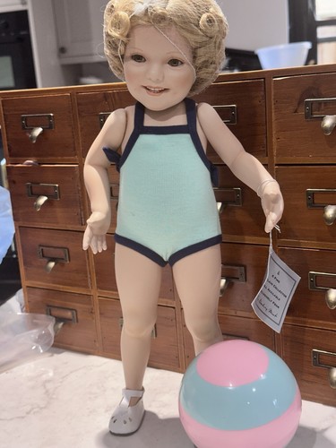 Danbury mint porcelain - 17, in