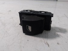 96762292ZD front window