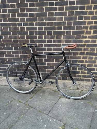 Black hackney classics - black,