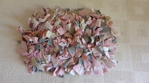 Handmade rag rug - rug, table
