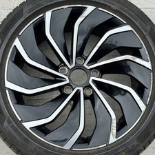 Genuine VW Golf Ventura 17