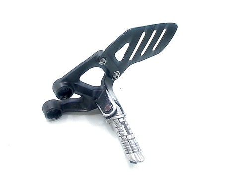 Footrest left front suzuki gsx - suzuki,