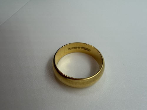 Heavy vintage 22ct gold - heavy,