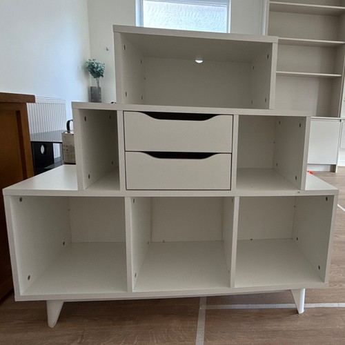 Modern white stepped cube - stepped,