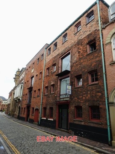 Photo hull former warehouses - ,