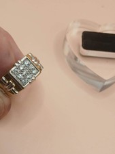 9 carat gold gents .82 carat