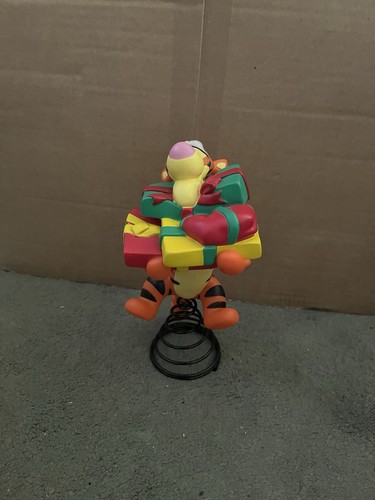 Disney tigger bouncing - tigger,