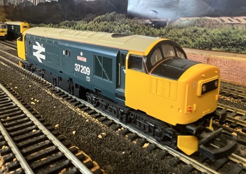 Lima gauge class 37209 - lima, oo