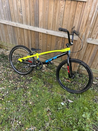 Racing bmx - racing,