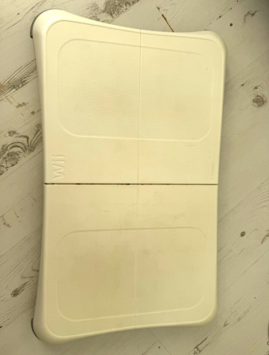 Nintendo wii balance board - nintendo,