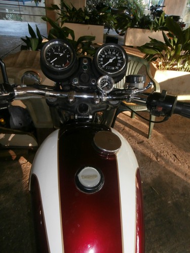Triumph bonneville t120 t140 - triumph,