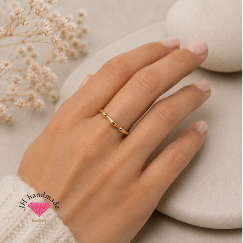 9ct solid gold nugget ring - gold,