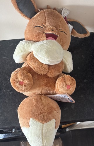 Rare eevee laying plush - eevee,