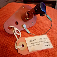 VINTAGE MILITARY WD LV6 MT3 DOUBLE BULB HOLDER TRAILER LAMP SOCKET NEW OLD STOCK
