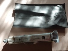 2000 VAUXHALL CAR JACK 90135101 think Corsa 