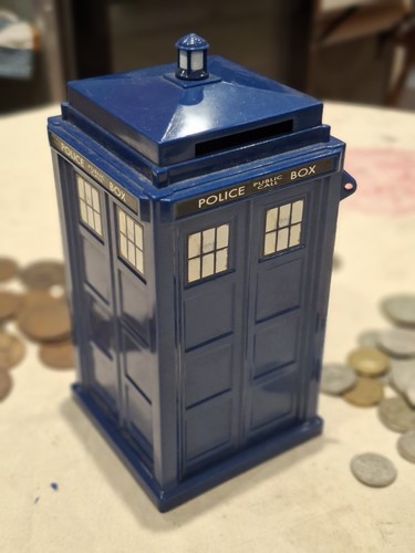 Vintage who tardis - vintage, dr