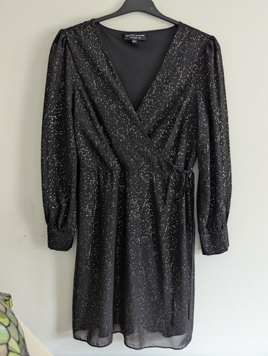 Black floaty gold - , flecked