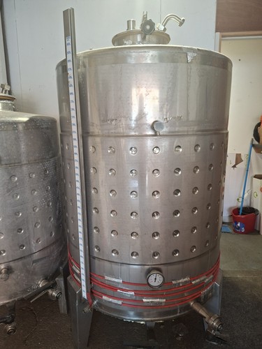 Beer brewing condtioning tank - beer,