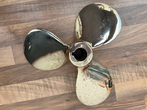 Vintage boat propeller light - vintage,