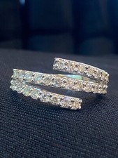 Pave 0.98 Cts Round Brilliant