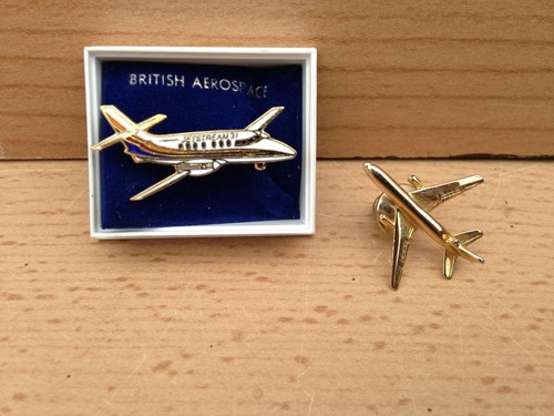 Brooch pin badge airplane - airplane, 2