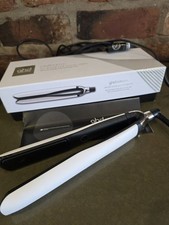 GHD Platinum + Professional