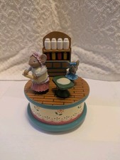 Vintage Enesco Children's Music Box, Mice Baking. Cottage Core, Christening Gift
