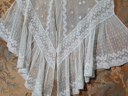 Lace shawl veil antique - shawl,