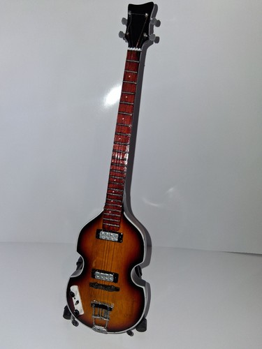 Paul mccartney beatles hofner - paul,