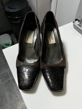 Ladies Leather Shoes by Esino