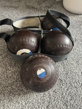 vintage set lawn bowls size 5 henselite heavy  Koala