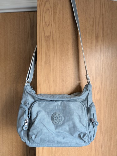 Kipling gabb medium grey - s,