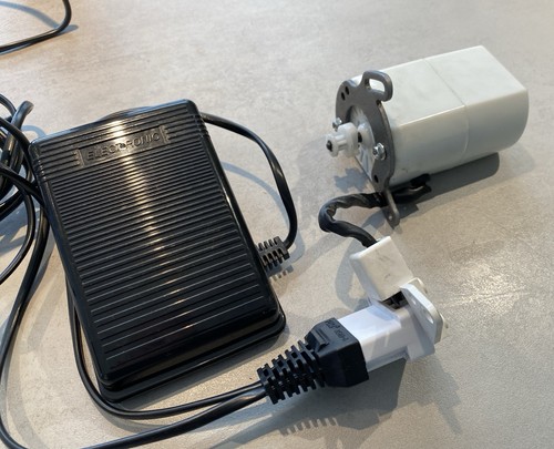 Sewing machine motor foot - machine,