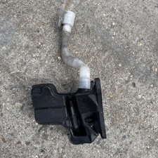 2019 Volkswagen Tiguan Screenwash Bottle - 5NA.955.448.A dented