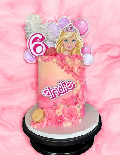 X10 set barbie cake - x10,