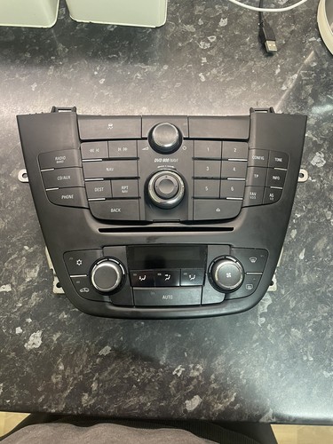 Vauxhall insignia dvd - dvd, 800