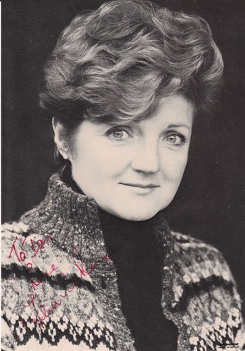Julia mckenzie autograph hand - julia,