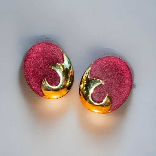 Gold tone maroon velvet - tone, clip