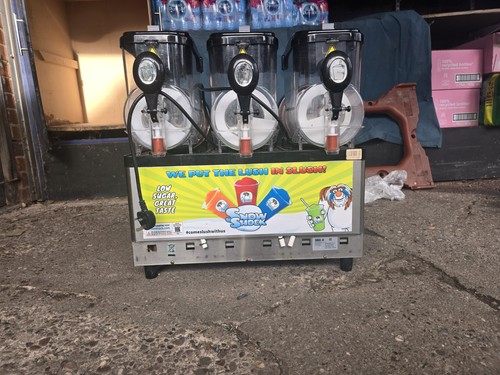 Compact treble slush machine - treble,