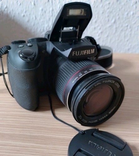 Fujifilm finepix hs20exr 16mp - fujifilm,