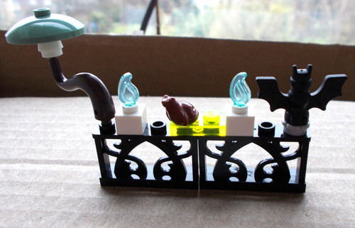 Lego bat toad gitd - lamp, flames